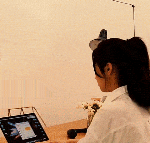 BreezeBand™ Hands-Free Neck Fan – 360° Cool Comfort On the Go